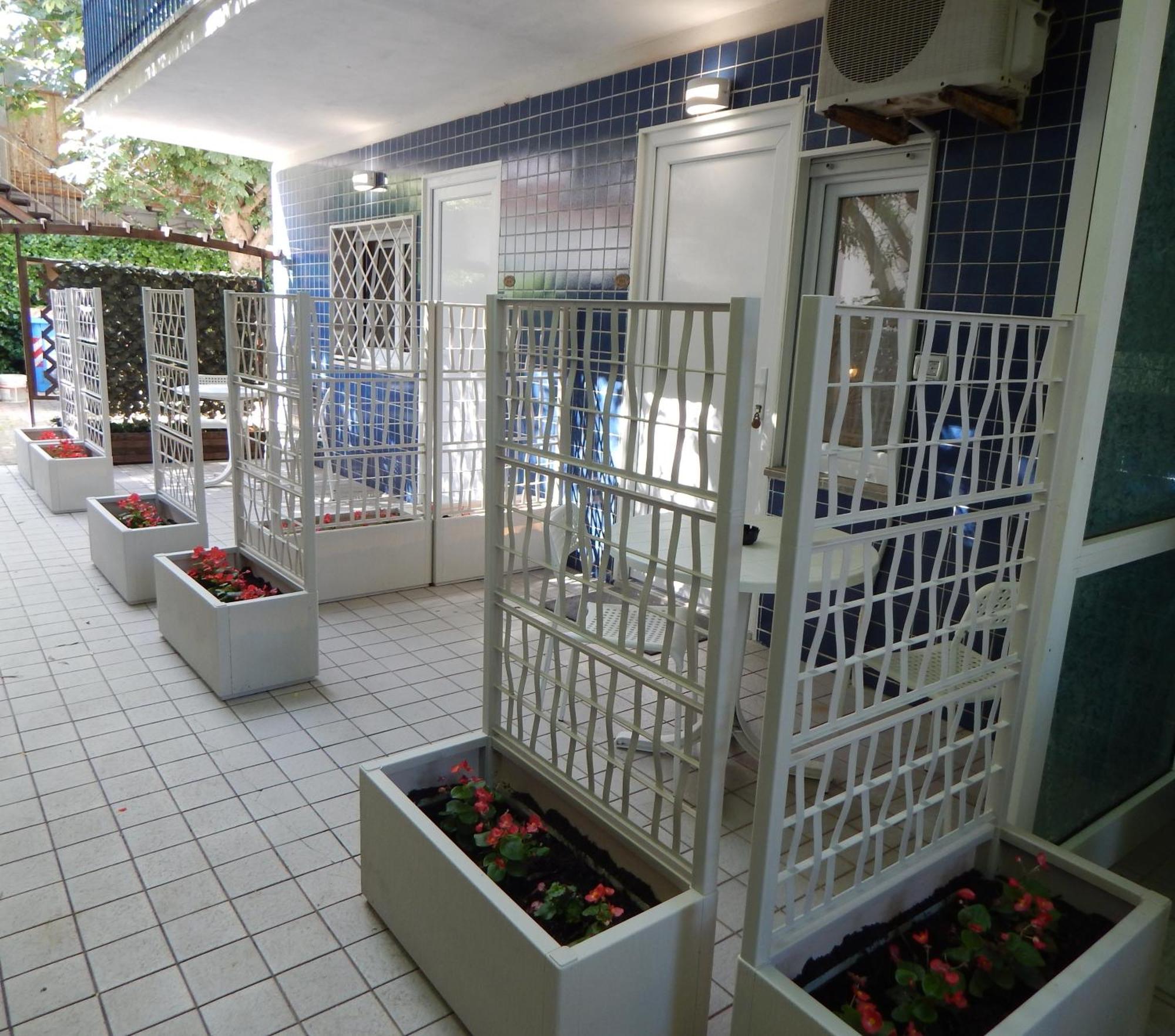 Hotel Vera Riccione Esterno foto