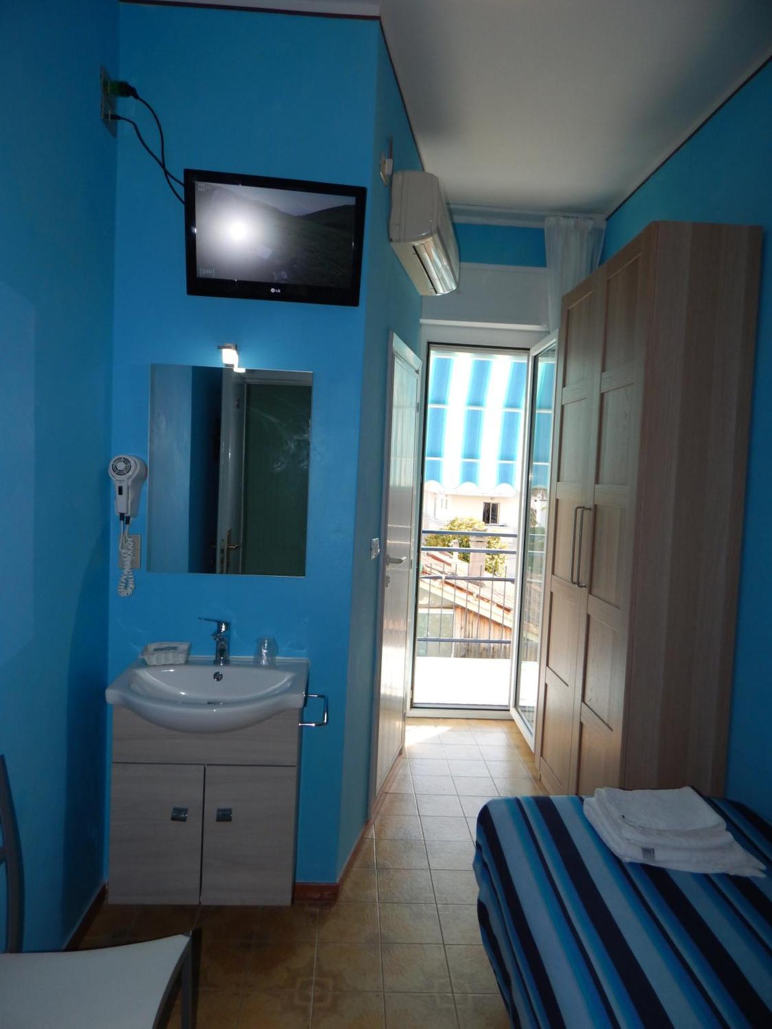 Hotel Vera Riccione Esterno foto