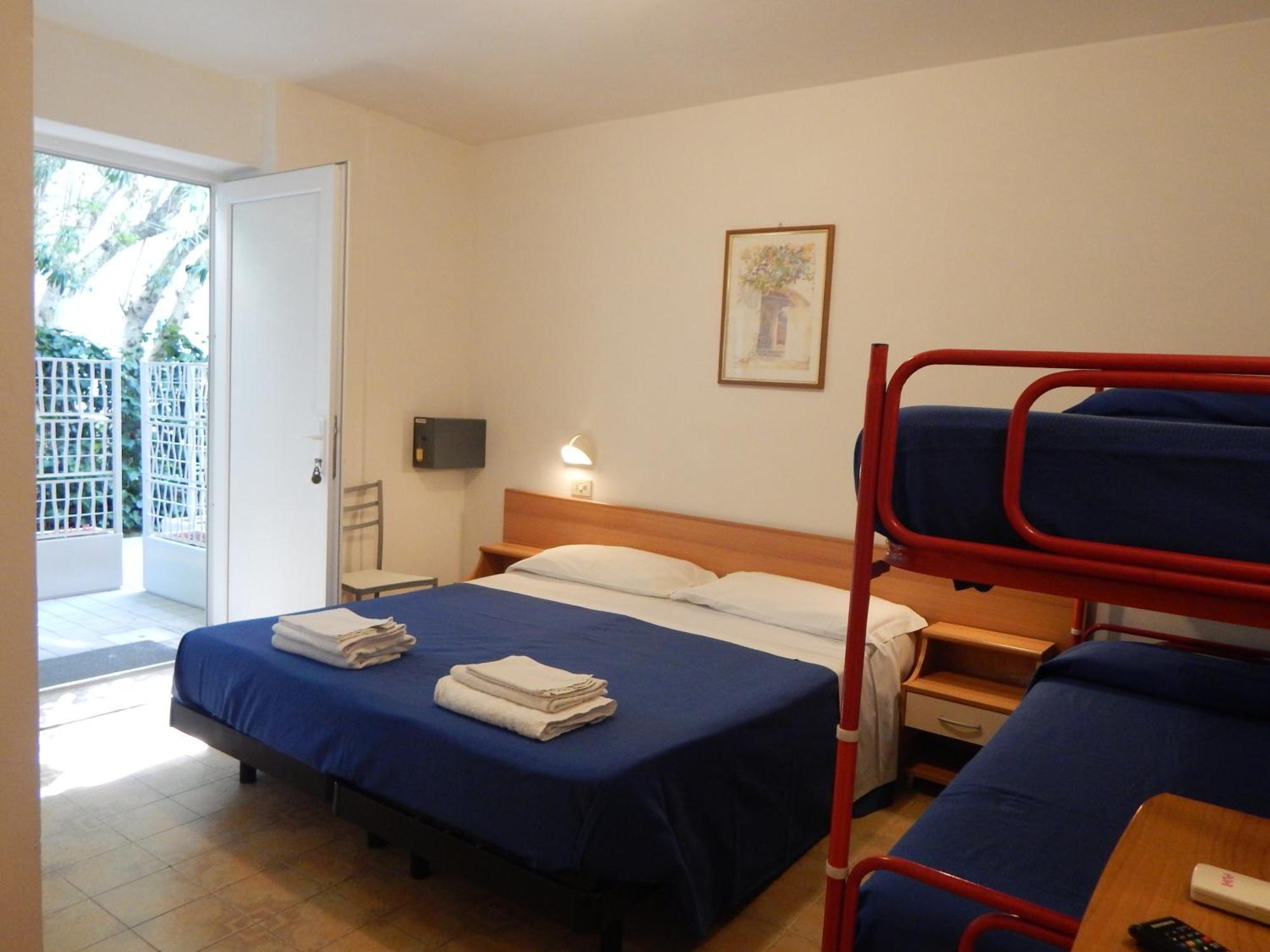 Hotel Vera Riccione Esterno foto