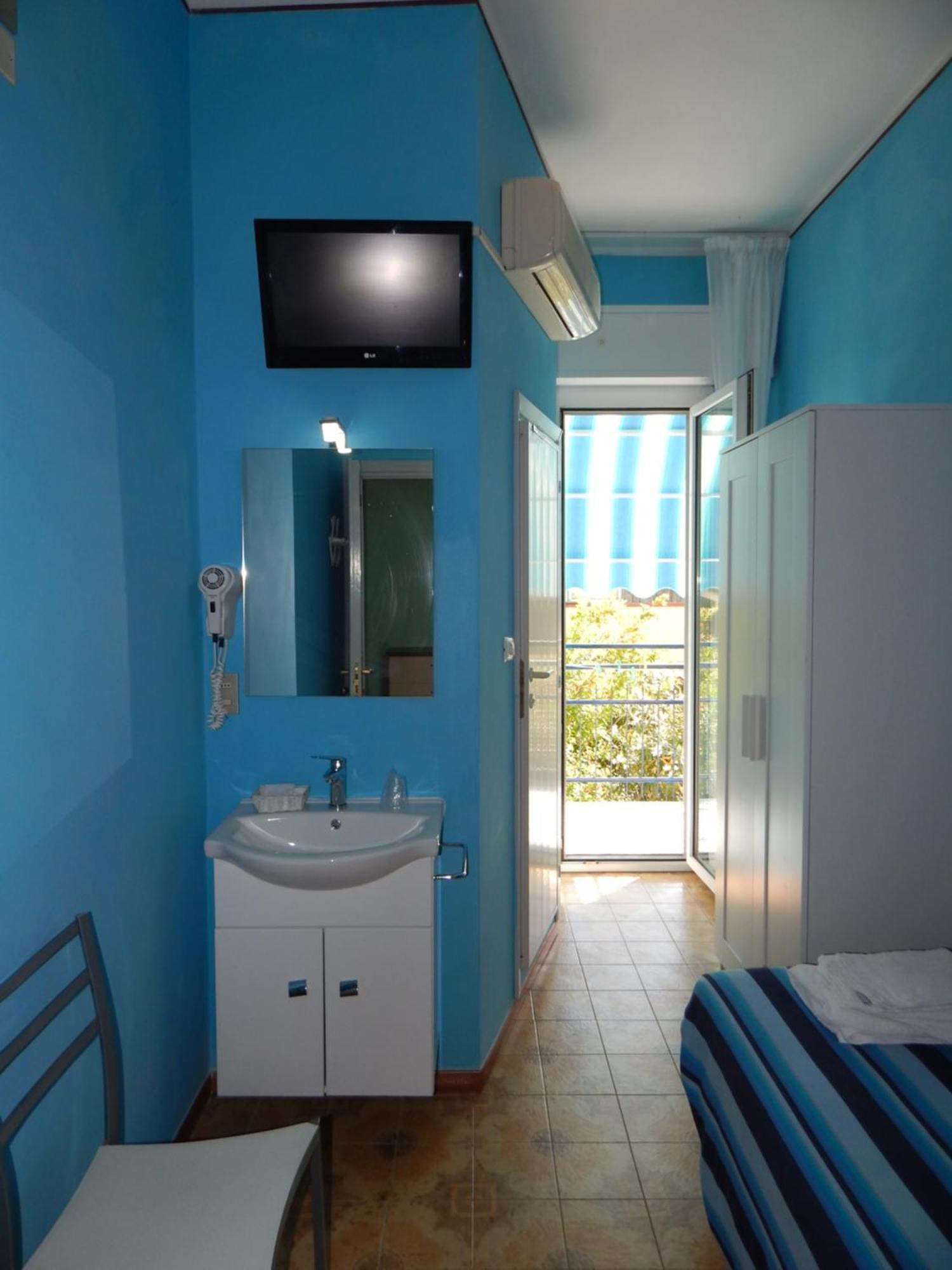 Hotel Vera Riccione Esterno foto