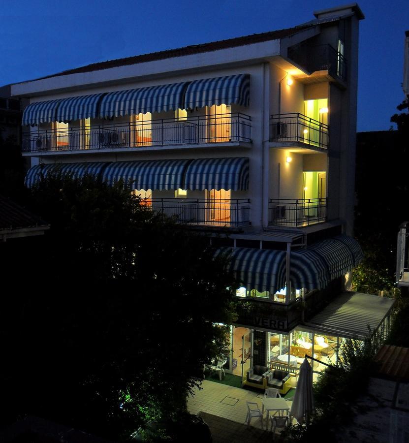 Hotel Vera Riccione Esterno foto