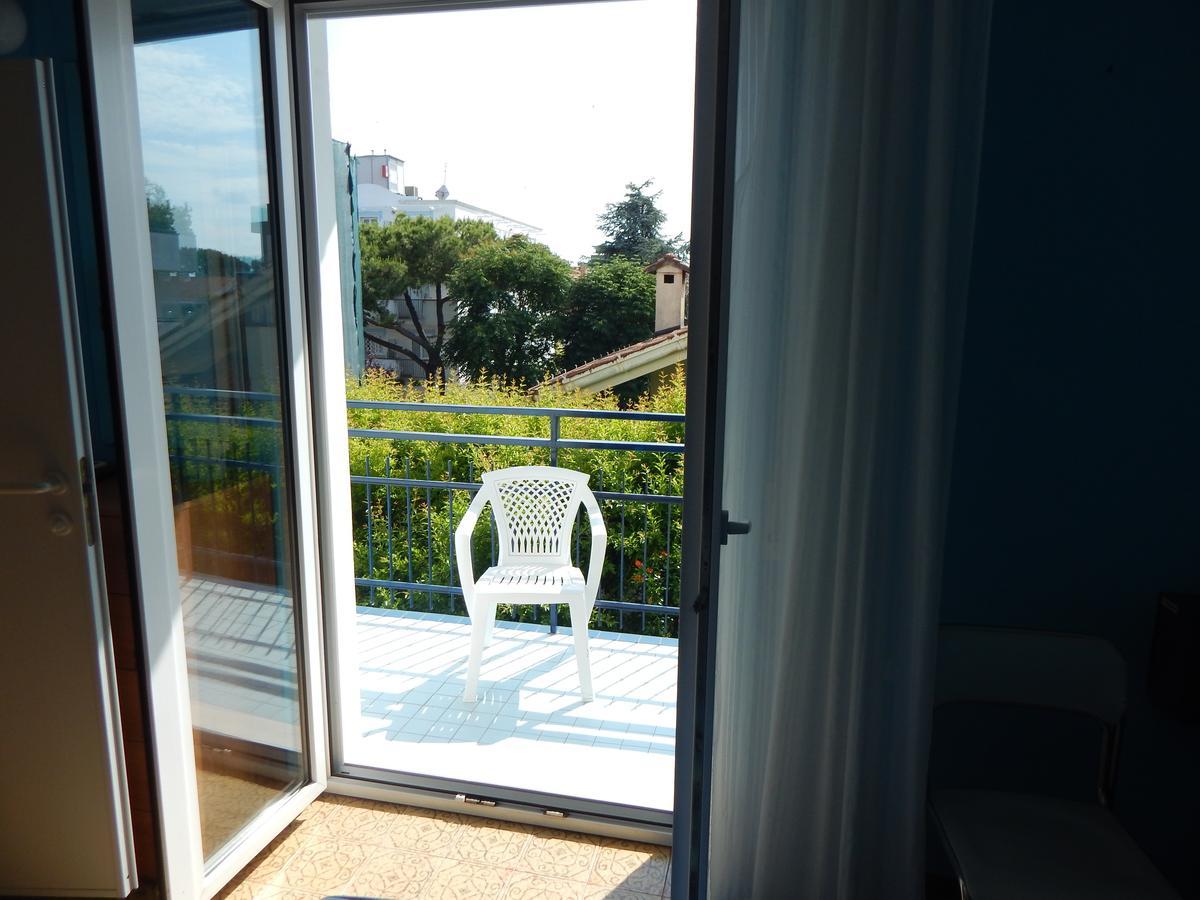 Hotel Vera Riccione Esterno foto